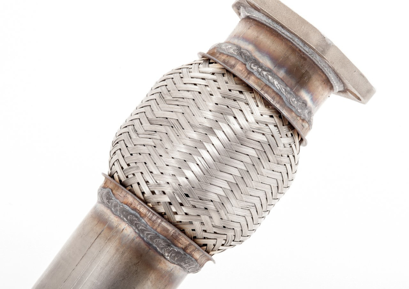 AWE Tuning Audi 8R 3.0T Non-Resonated Downpipes for Q5 / SQ5 – Aggressive Sound Enhancement - Image 3