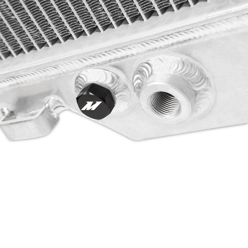 Mishimoto Aluminum Radiator for 2003-2007 Ford F-250 Super Duty with 6.0L Powerstroke Engine - Image 7