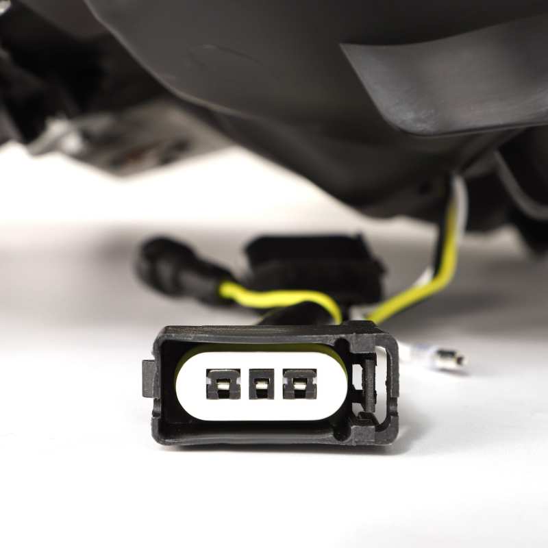 AlphaRex NOVA-Series Projector Headlights for Ford F-250 and F-350 Super Duty 2011-2013 - Image 4