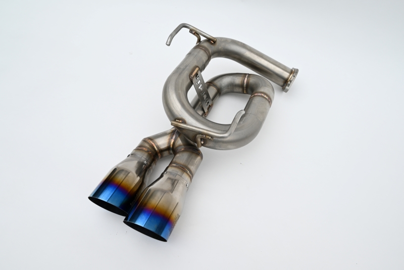 Invidia 22+ Subaru WRX Twin Loop 3.5-inch Single Layer Titanium Tip Axle-Back Exhaust System - Image 2