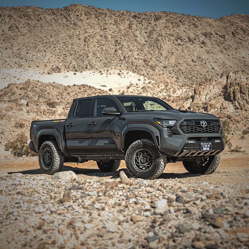 Camburg Toyota Landcruiser 300 Series 22-23 Upper Control Arms with Uniball Bearings - Image 9